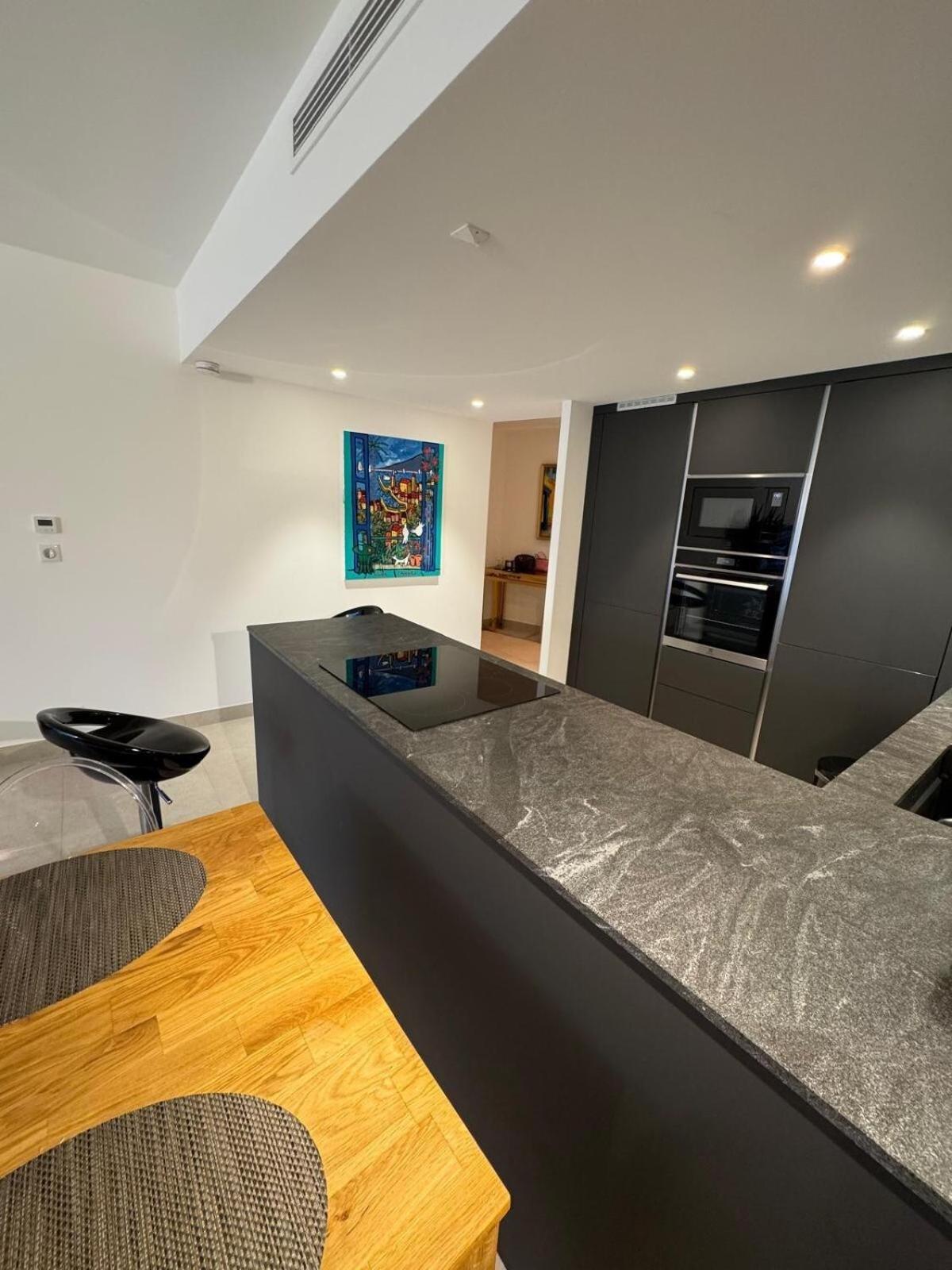 Cavell - Appartement *
